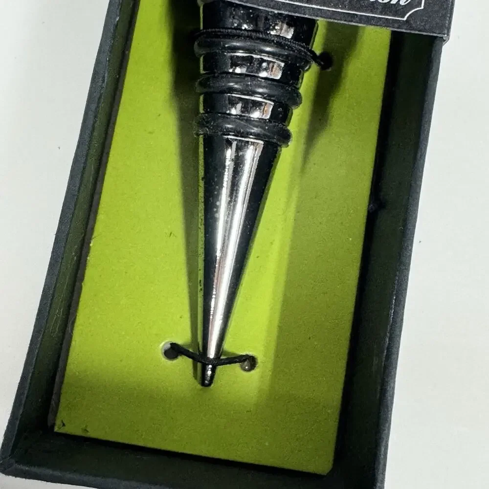 True Fabrications Art Glass Collection Wine Bottle Stopper Blue Flower NIB